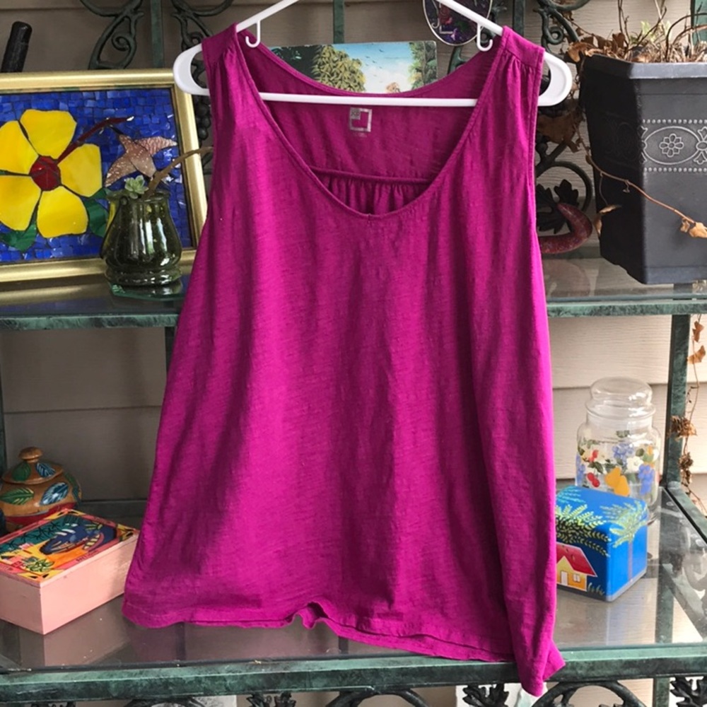 JCP brand cool cotton top in size XL!